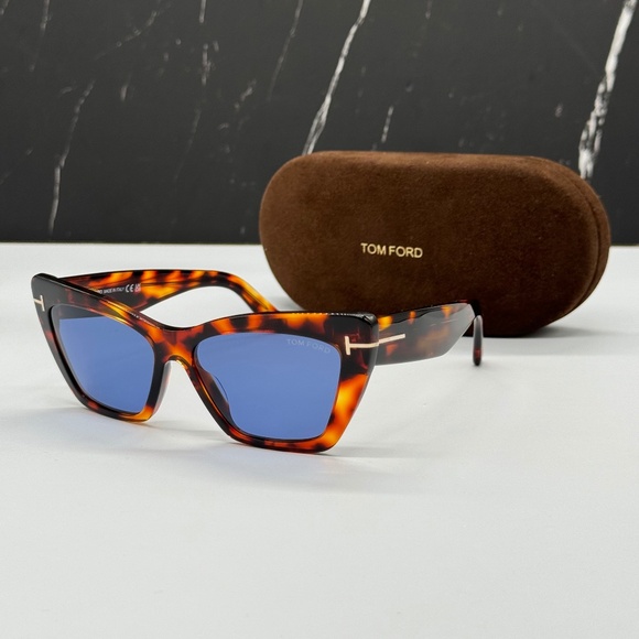 NEW TOM FORD TF871 55V WOMEN CAT EYE SUNGLASSES TOM FORD WYATT FT0871/S 55V
